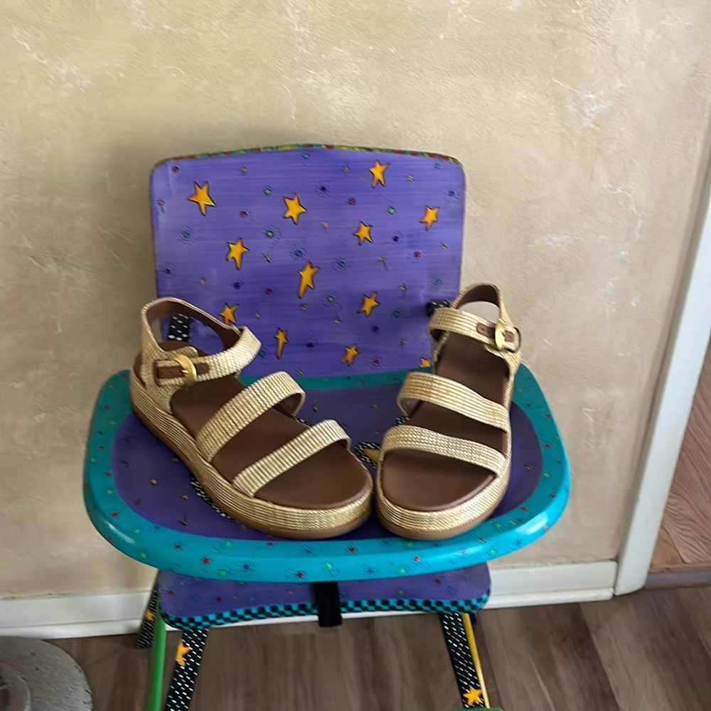 Fun 🤩, FUNKY Naturalizer sandals… NWT